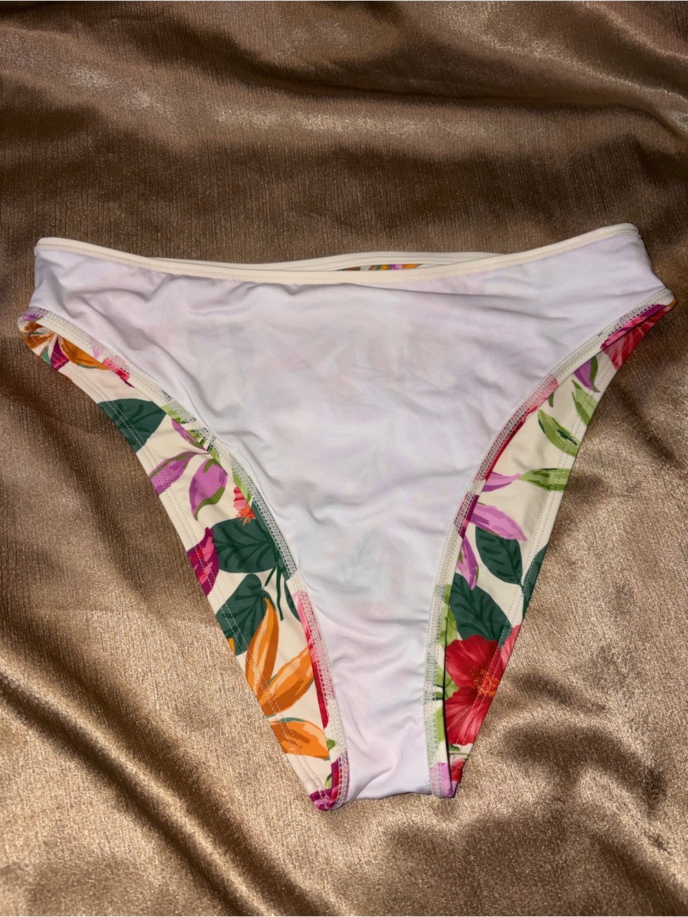 Cupshe Cream Floral Underwire High-Waist Bikini with Multicolor Flowers - Picture 6 of 7
